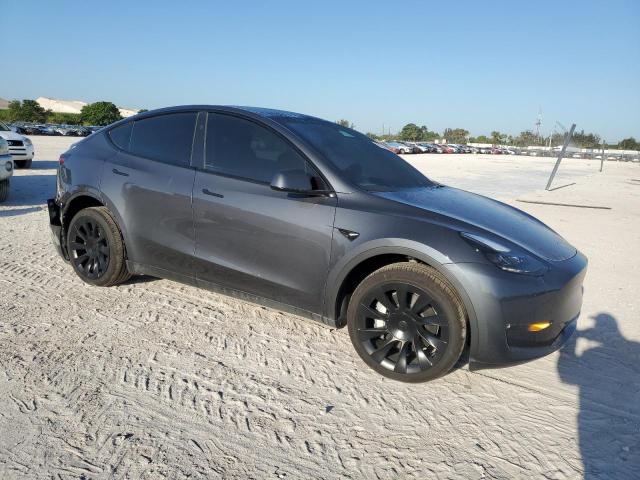 Photo 3 VIN: 7SAYGDEE1PF878545 - TESLA MODEL Y 