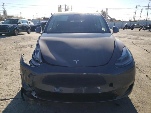 Photo 4 VIN: 7SAYGDEE1PF904125 - TESLA MODEL Y 