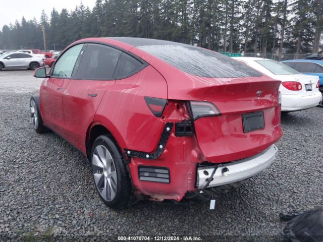 Photo 2 VIN: 7SAYGDEE1PF966222 - TESLA MODEL Y 