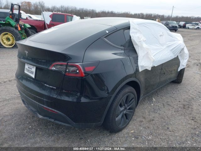 Photo 3 VIN: 7SAYGDEE1RA322705 - TESLA MODEL Y 