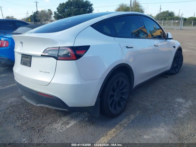 Photo 3 VIN: 7SAYGDEE2NA011388 - TESLA MODEL Y 