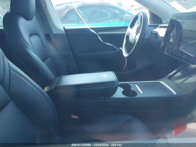 Photo 4 VIN: 7SAYGDEE2NA011388 - TESLA MODEL Y 