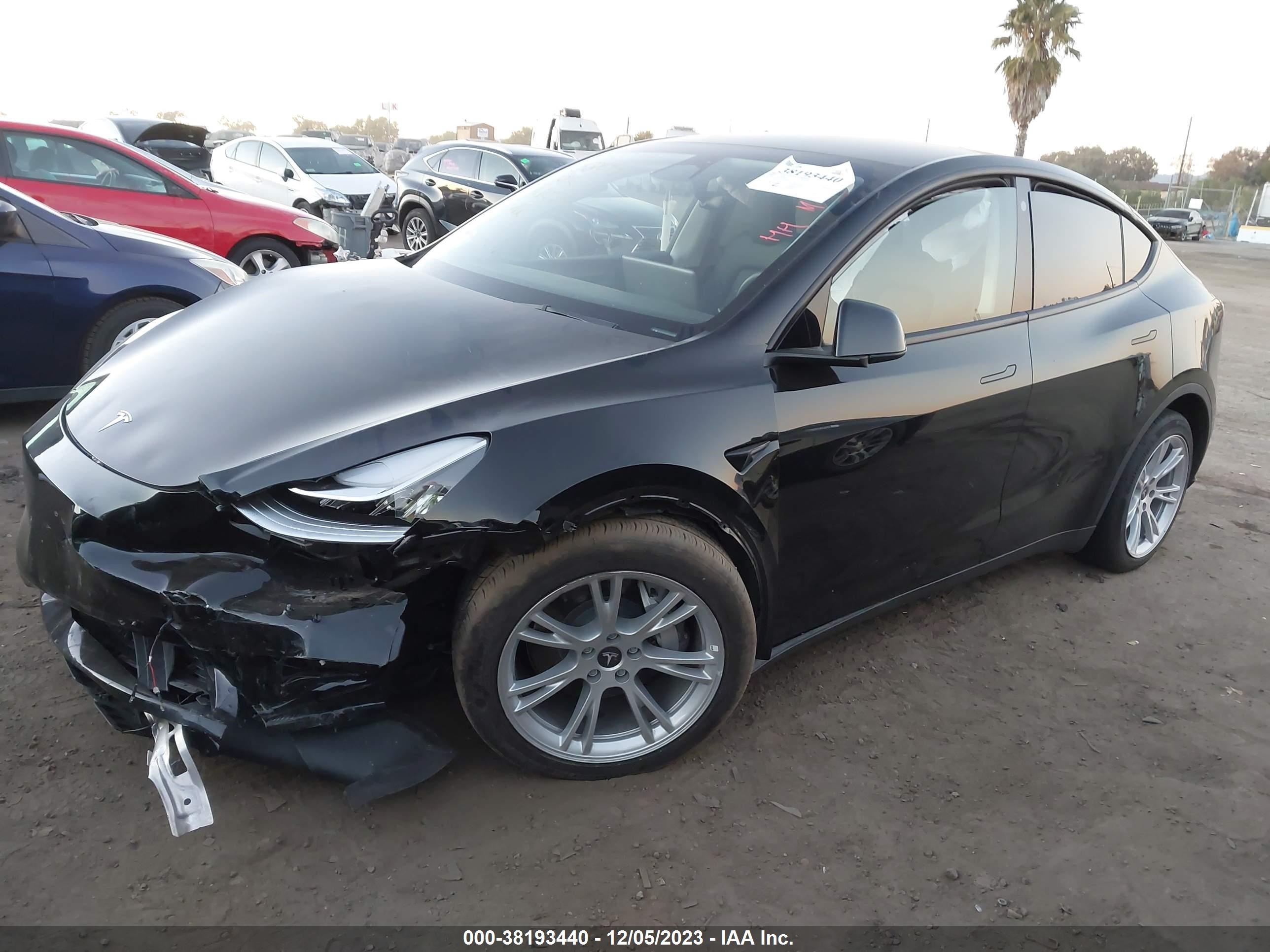 Photo 1 VIN: 7SAYGDEE2NA022536 - TESLA MODEL Y 