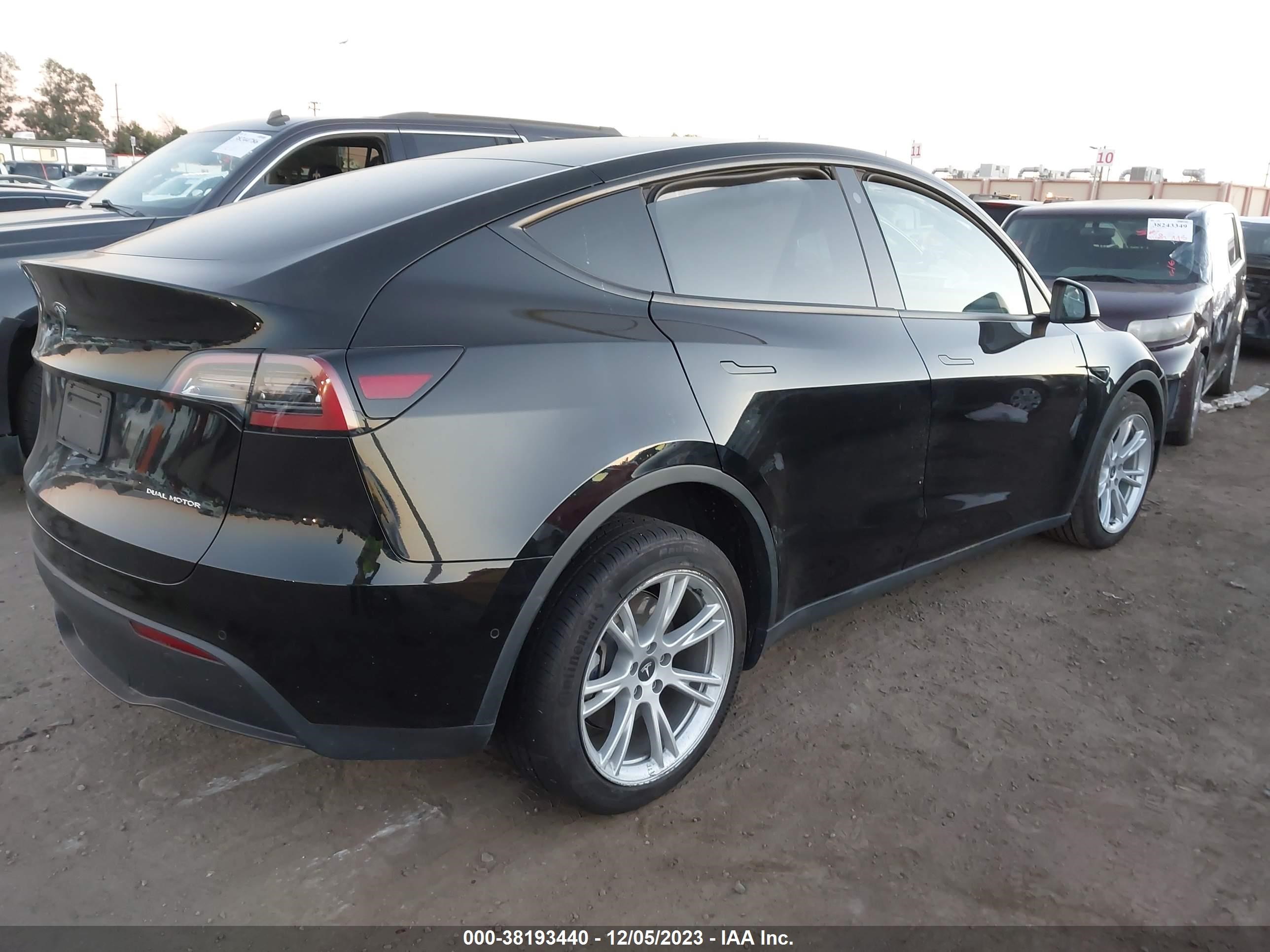 Photo 3 VIN: 7SAYGDEE2NA022536 - TESLA MODEL Y 