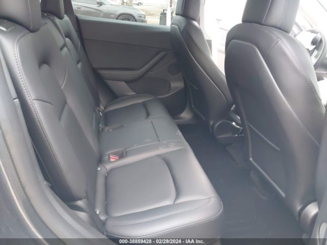 Photo 7 VIN: 7SAYGDEE2NF320880 - TESLA MODEL Y 