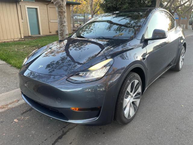 Photo 1 VIN: 7SAYGDEE2NF359386 - TESLA MODEL Y 