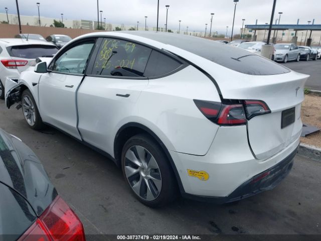 Photo 2 VIN: 7SAYGDEE2NF360764 - TESLA MODEL Y 