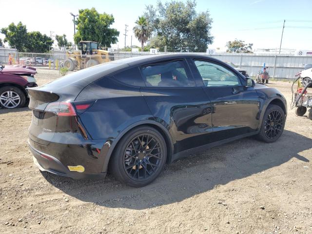 Photo 2 VIN: 7SAYGDEE2NF372655 - TESLA MODEL Y 