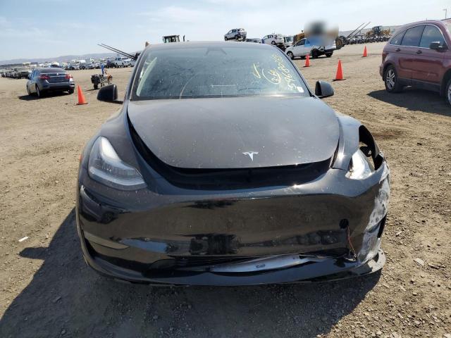 Photo 4 VIN: 7SAYGDEE2NF372655 - TESLA MODEL Y 