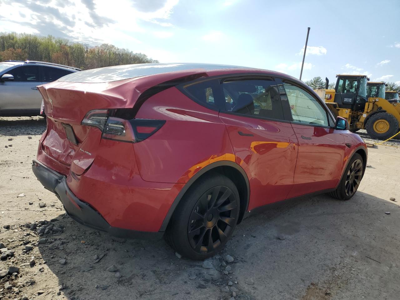 Photo 2 VIN: 7SAYGDEE2NF435107 - TESLA MODEL Y 