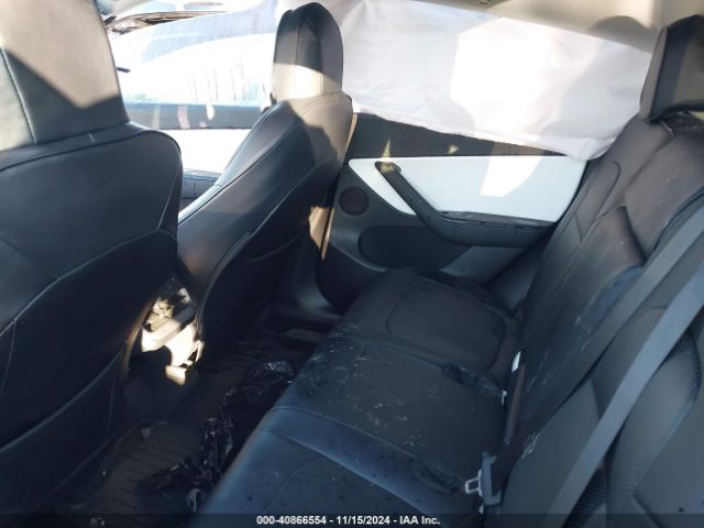 Photo 7 VIN: 7SAYGDEE2NF445720 - TESLA MODEL Y 