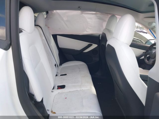 Photo 7 VIN: 7SAYGDEE2NF447158 - TESLA MODEL Y 