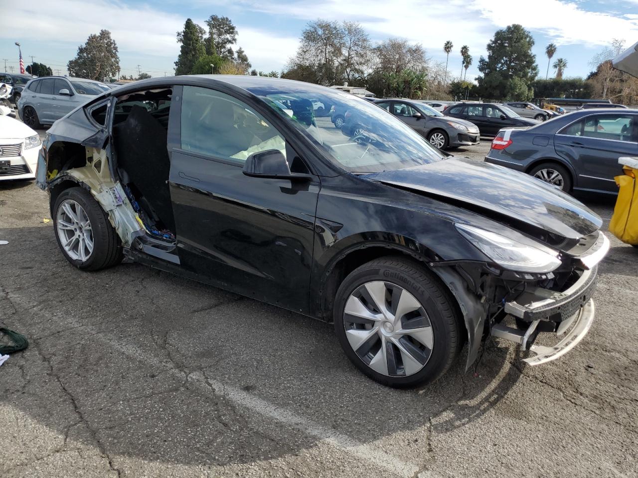 Photo 3 VIN: 7SAYGDEE2NF505821 - TESLA MODEL Y 