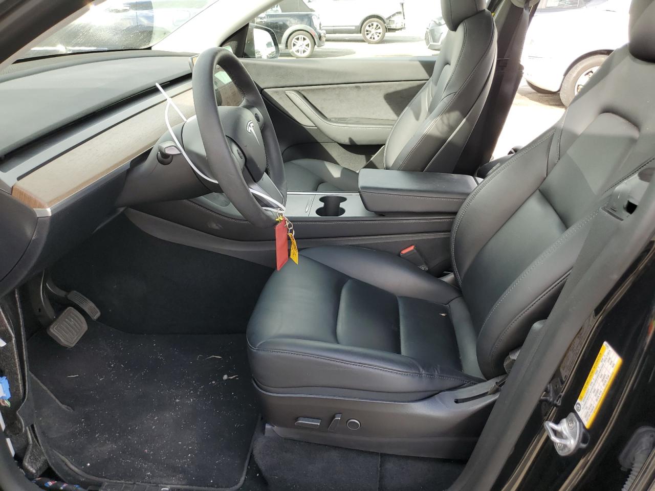 Photo 6 VIN: 7SAYGDEE2NF505821 - TESLA MODEL Y 