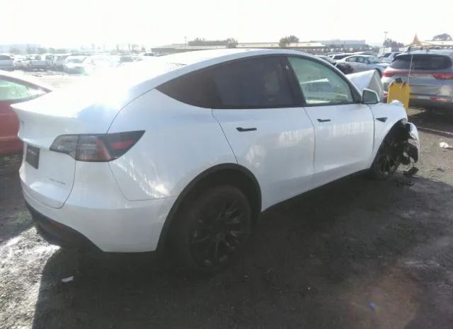 Photo 3 VIN: 7SAYGDEE2NF557174 - TESLA MODEL Y 