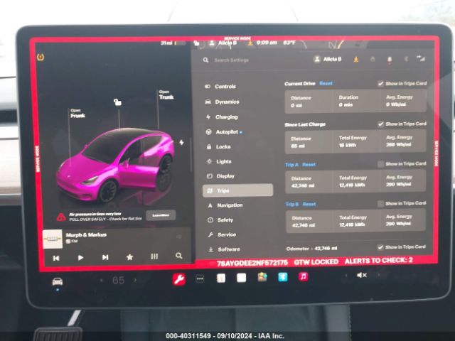 Photo 6 VIN: 7SAYGDEE2NF572175 - TESLA MODEL Y 