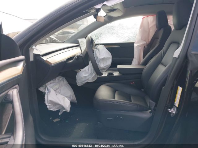 Photo 4 VIN: 7SAYGDEE2PA022992 - TESLA MODEL Y 