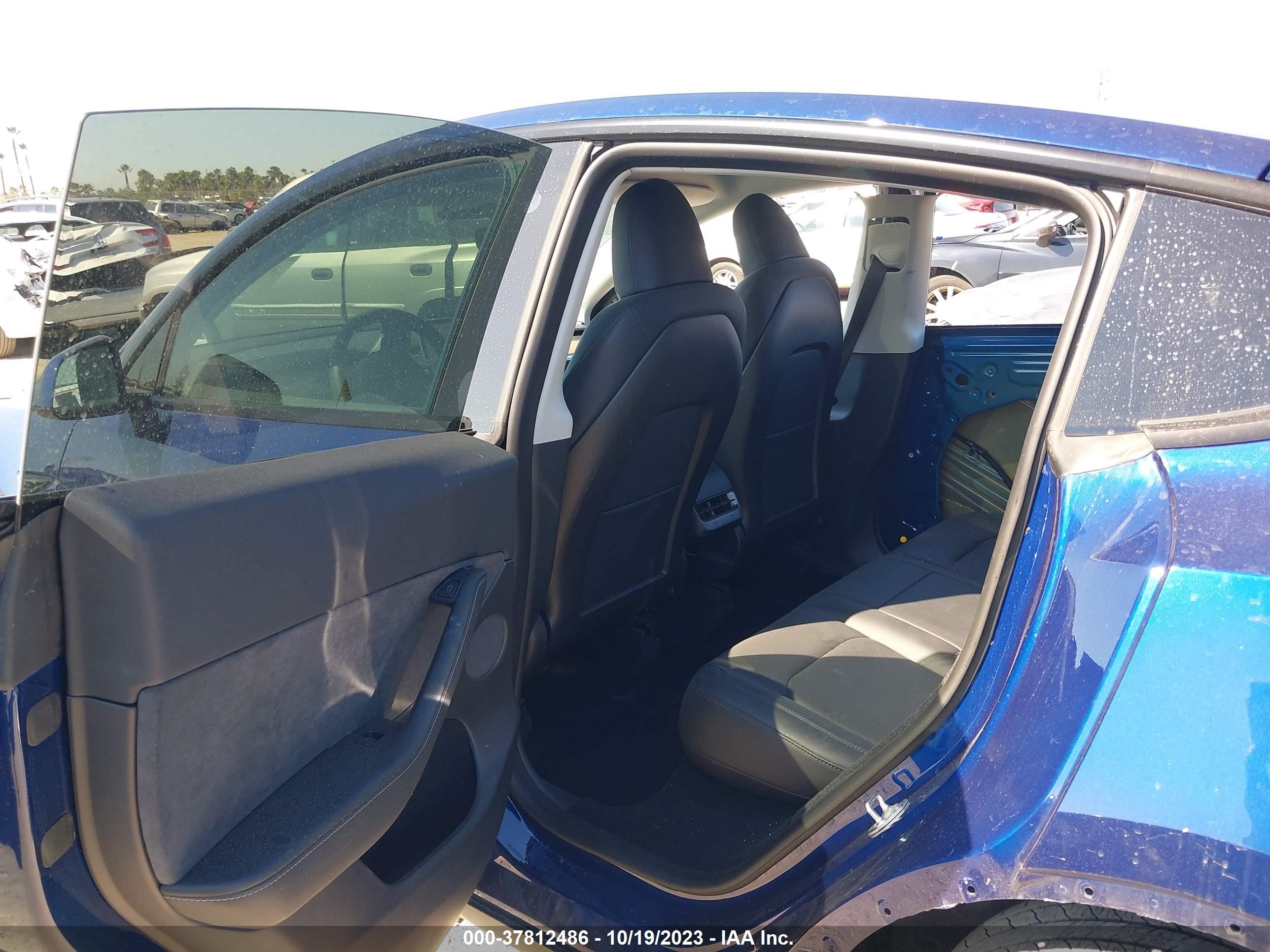 Photo 7 VIN: 7SAYGDEE2PA064644 - TESLA MODEL Y 