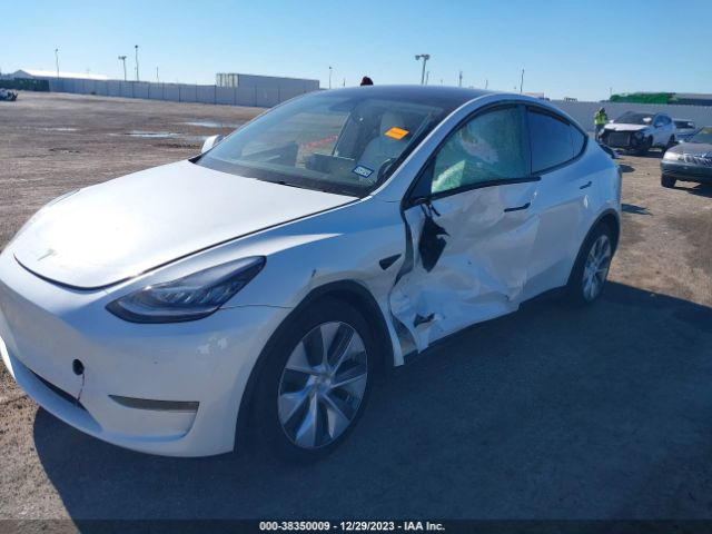 Photo 1 VIN: 7SAYGDEE2PA093089 - TESLA MODEL Y 