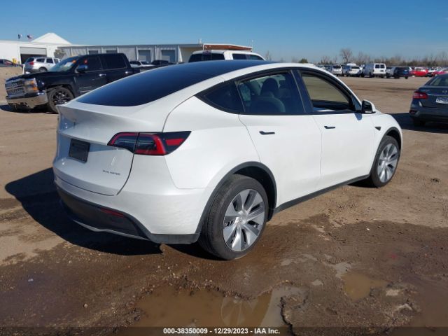 Photo 3 VIN: 7SAYGDEE2PA093089 - TESLA MODEL Y 