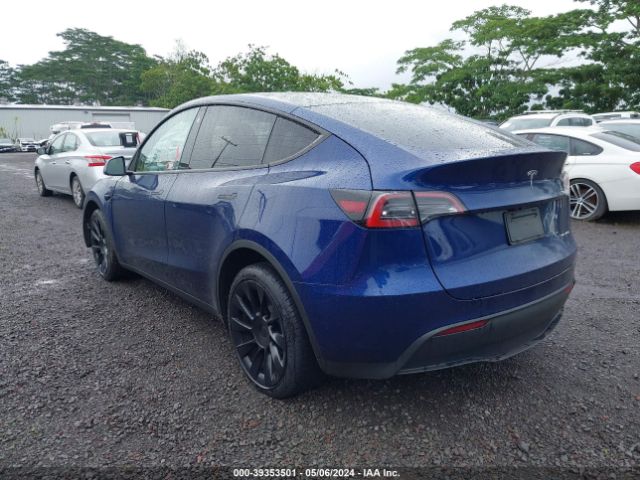 Photo 2 VIN: 7SAYGDEE2PA097191 - TESLA MODEL Y 