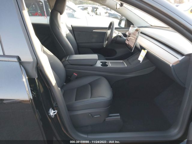 Photo 4 VIN: 7SAYGDEE2PA097787 - TESLA MODEL Y 