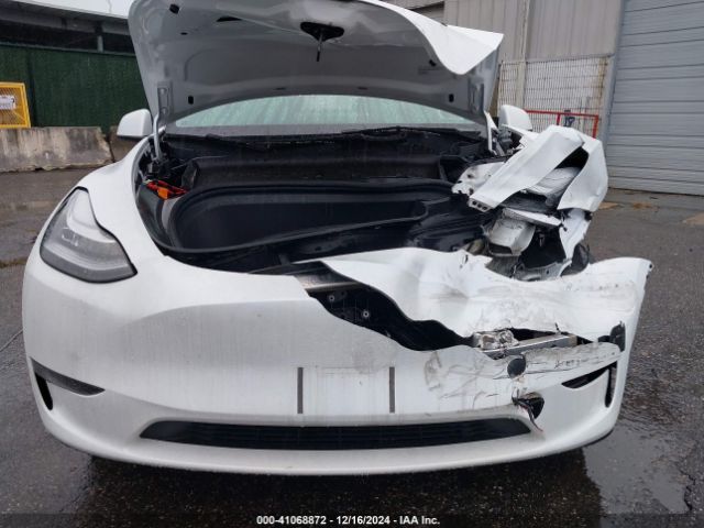 Photo 5 VIN: 7SAYGDEE2PA118573 - TESLA MODEL Y 