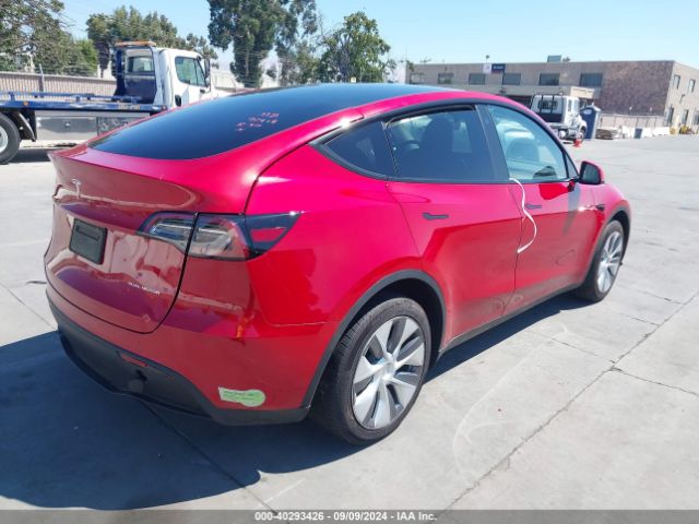 Photo 3 VIN: 7SAYGDEE2PA121182 - TESLA MODEL Y 