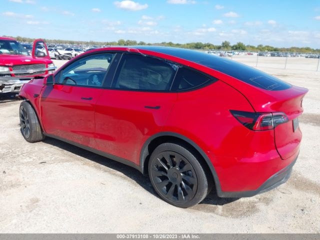 Photo 2 VIN: 7SAYGDEE2PA121778 - TESLA MODEL Y 