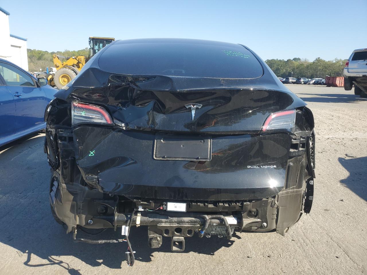 Photo 5 VIN: 7SAYGDEE2PA147930 - TESLA MODEL Y 