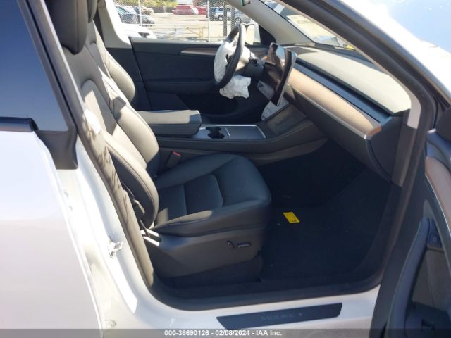 Photo 4 VIN: 7SAYGDEE2PA160922 - TESLA MODEL Y 