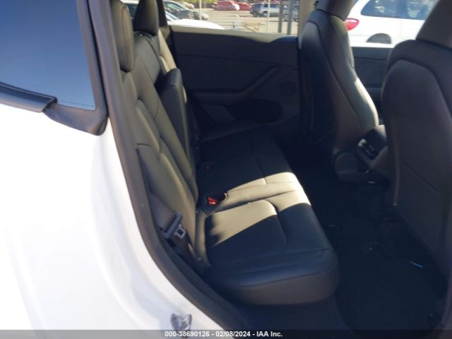 Photo 7 VIN: 7SAYGDEE2PA160922 - TESLA MODEL Y 