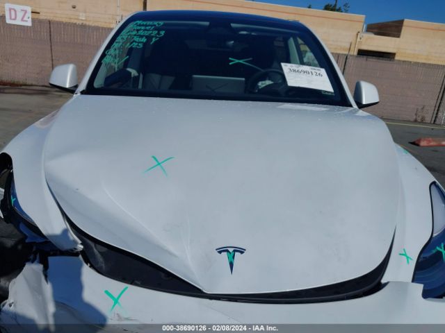 Photo 9 VIN: 7SAYGDEE2PA160922 - TESLA MODEL Y 