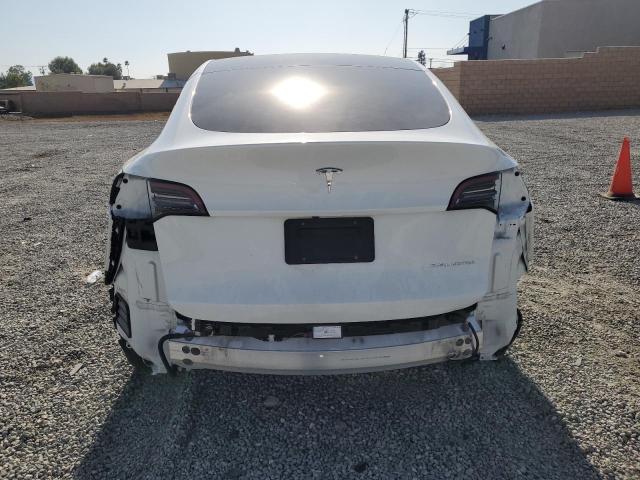 Photo 5 VIN: 7SAYGDEE2PF589397 - TESLA MODEL Y 