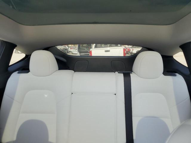 Photo 9 VIN: 7SAYGDEE2PF589397 - TESLA MODEL Y 