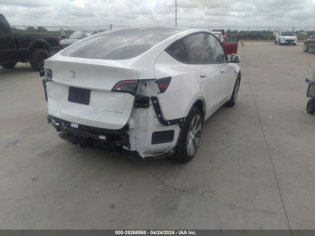 Photo 3 VIN: 7SAYGDEE2PF606828 - TESLA MODEL Y 