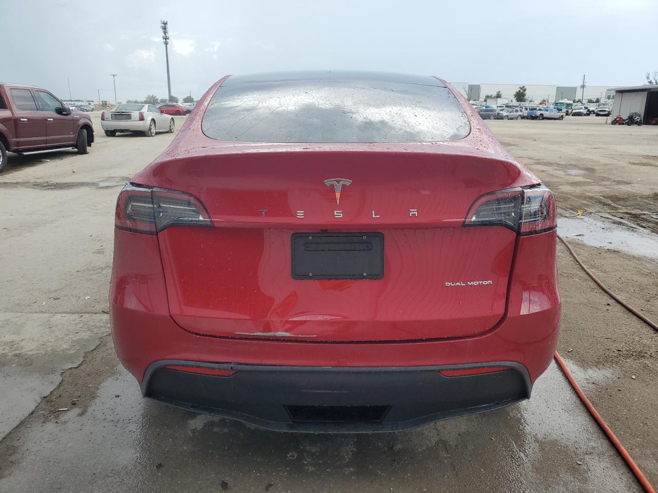 Photo 5 VIN: 7SAYGDEE2PF613164 - TESLA MODEL Y 