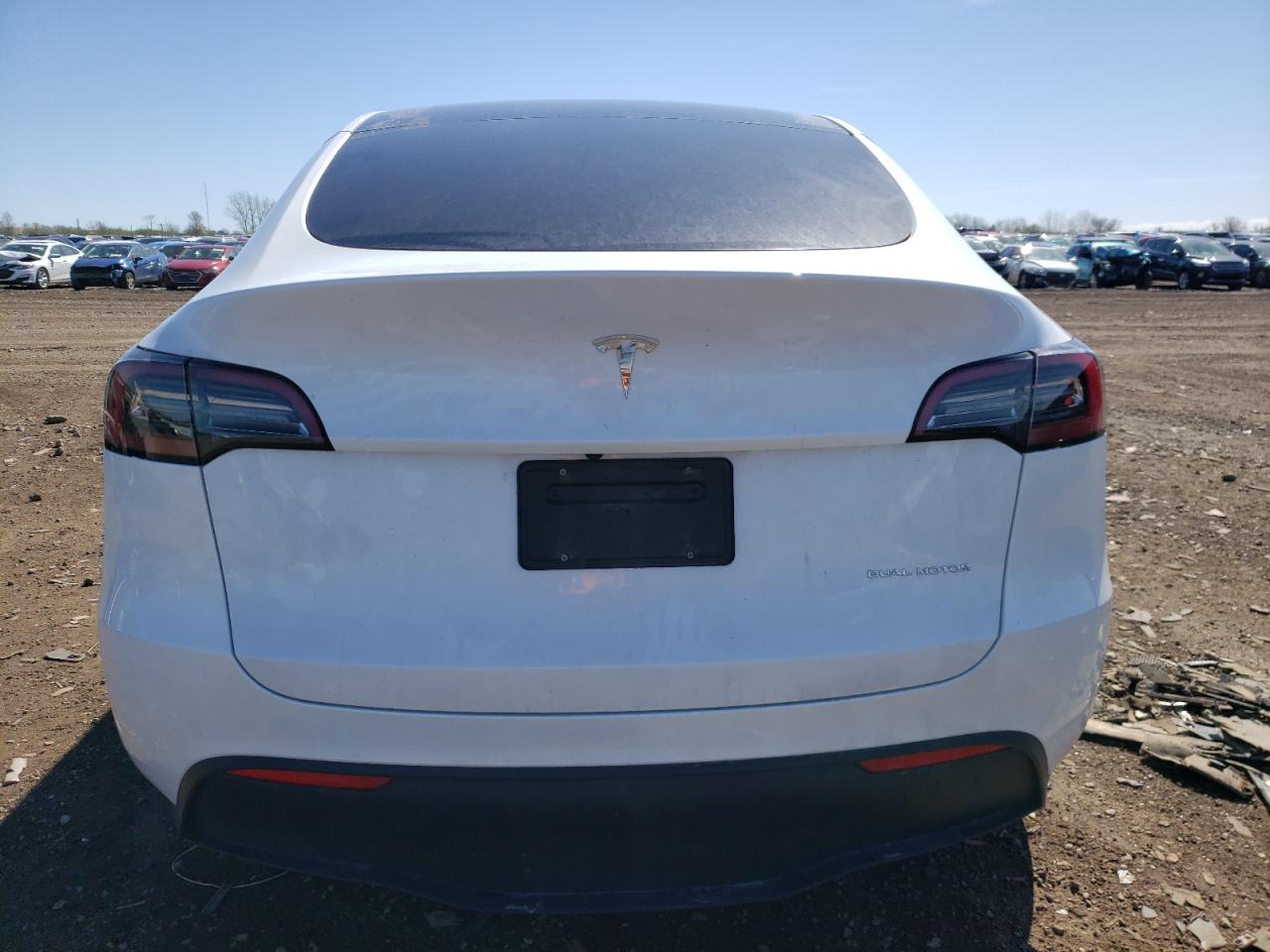 Photo 5 VIN: 7SAYGDEE2PF643524 - TESLA MODEL Y 