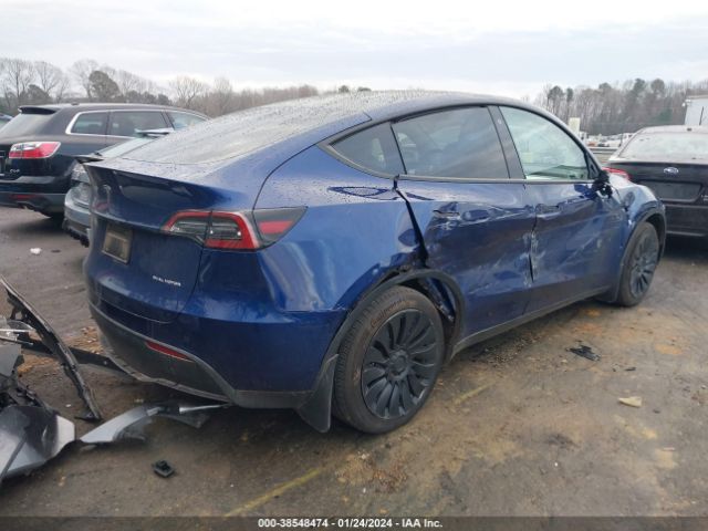 Photo 3 VIN: 7SAYGDEE2PF670951 - TESLA MODEL Y 