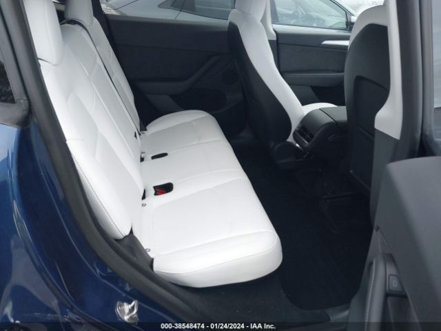 Photo 7 VIN: 7SAYGDEE2PF670951 - TESLA MODEL Y 