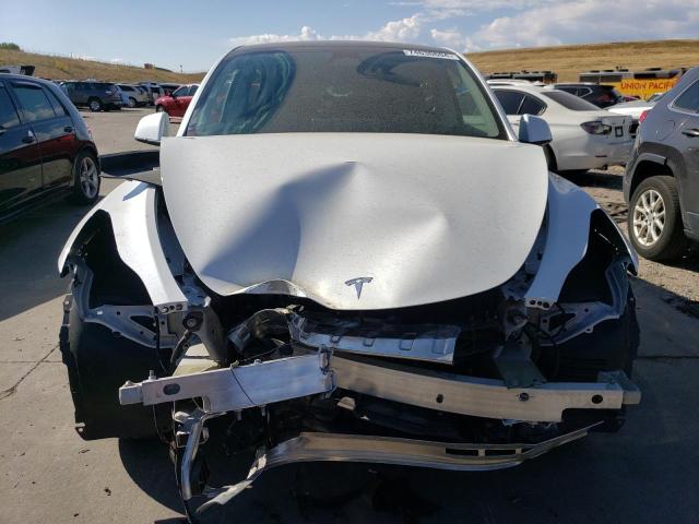 Photo 4 VIN: 7SAYGDEE2PF703494 - TESLA MODEL Y 