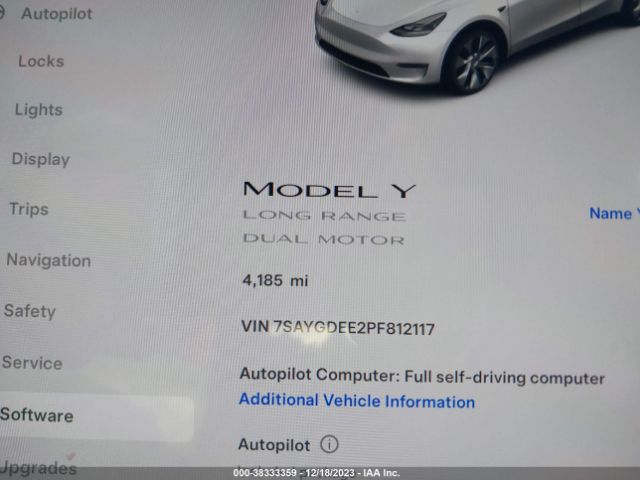 Photo 6 VIN: 7SAYGDEE2PF812117 - TESLA MODEL Y 