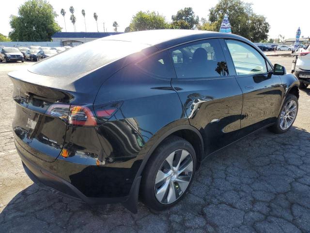 Photo 2 VIN: 7SAYGDEE2PF825336 - TESLA MODEL Y 