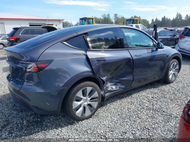 Photo 3 VIN: 7SAYGDEE2PF858644 - TESLA MODEL Y 