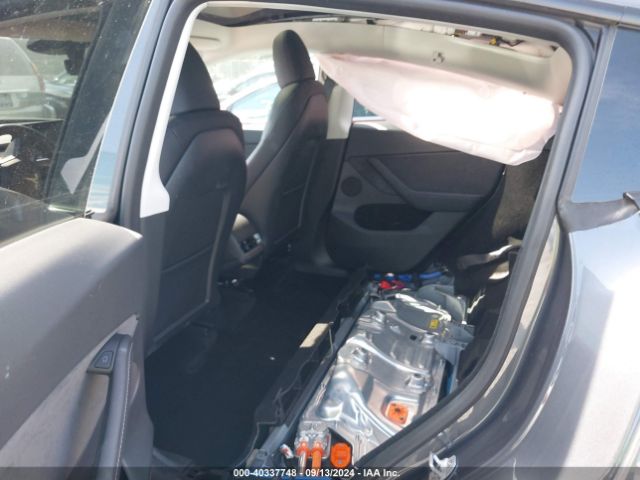 Photo 7 VIN: 7SAYGDEE2PF858644 - TESLA MODEL Y 