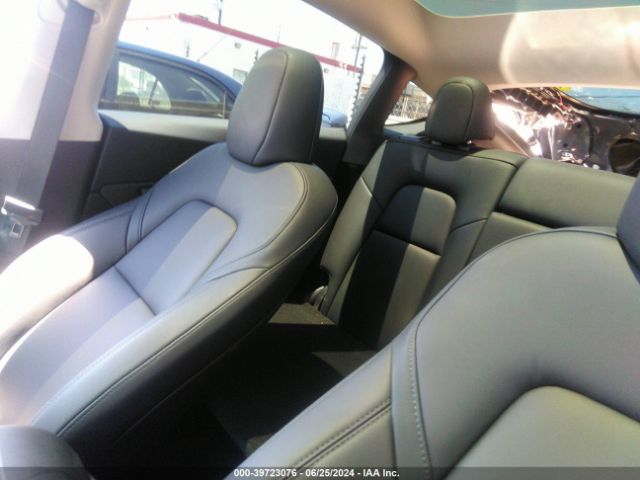 Photo 7 VIN: 7SAYGDEE2RA244080 - TESLA MODEL Y 