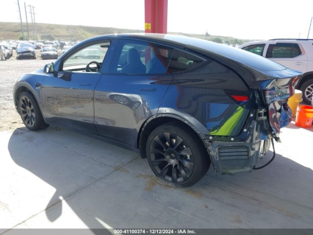 Photo 2 VIN: 7SAYGDEE2RA248100 - TESLA MODEL Y 