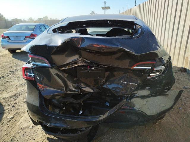 Photo 5 VIN: 7SAYGDEE2RF006054 - TESLA MODEL Y 