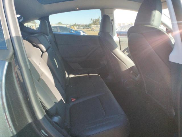 Photo 9 VIN: 7SAYGDEE2RF006054 - TESLA MODEL Y 