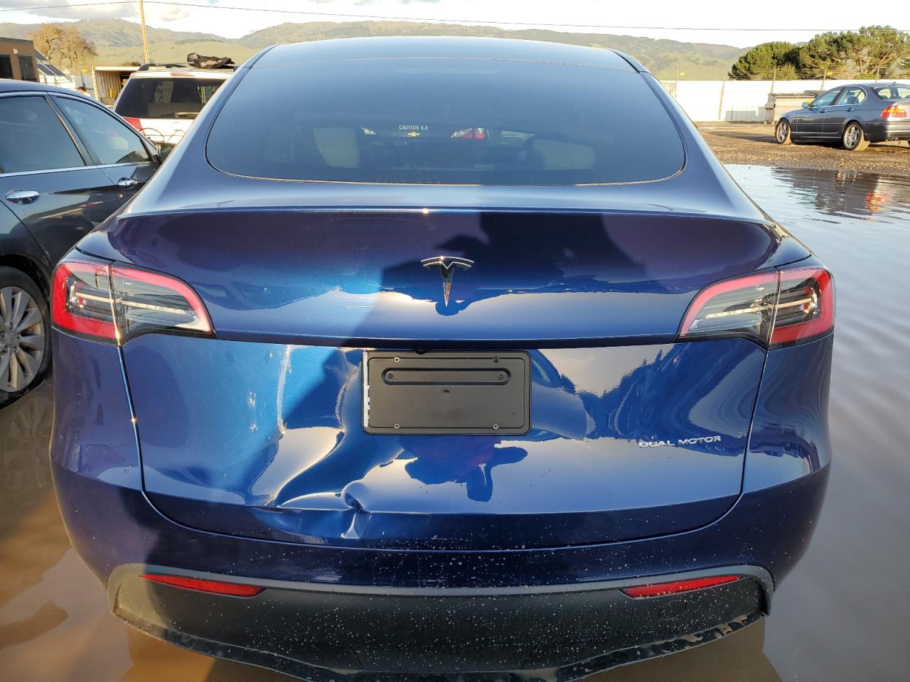 Photo 5 VIN: 7SAYGDEE2RF983730 - TESLA MODEL Y 